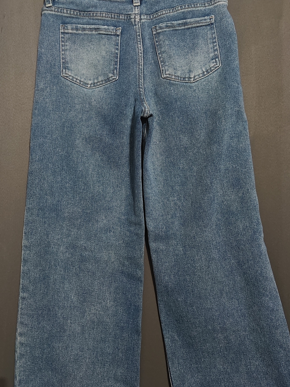 YMI Wide-Leg Jeans in Medium Blue Wash - Picture 2 of 6
